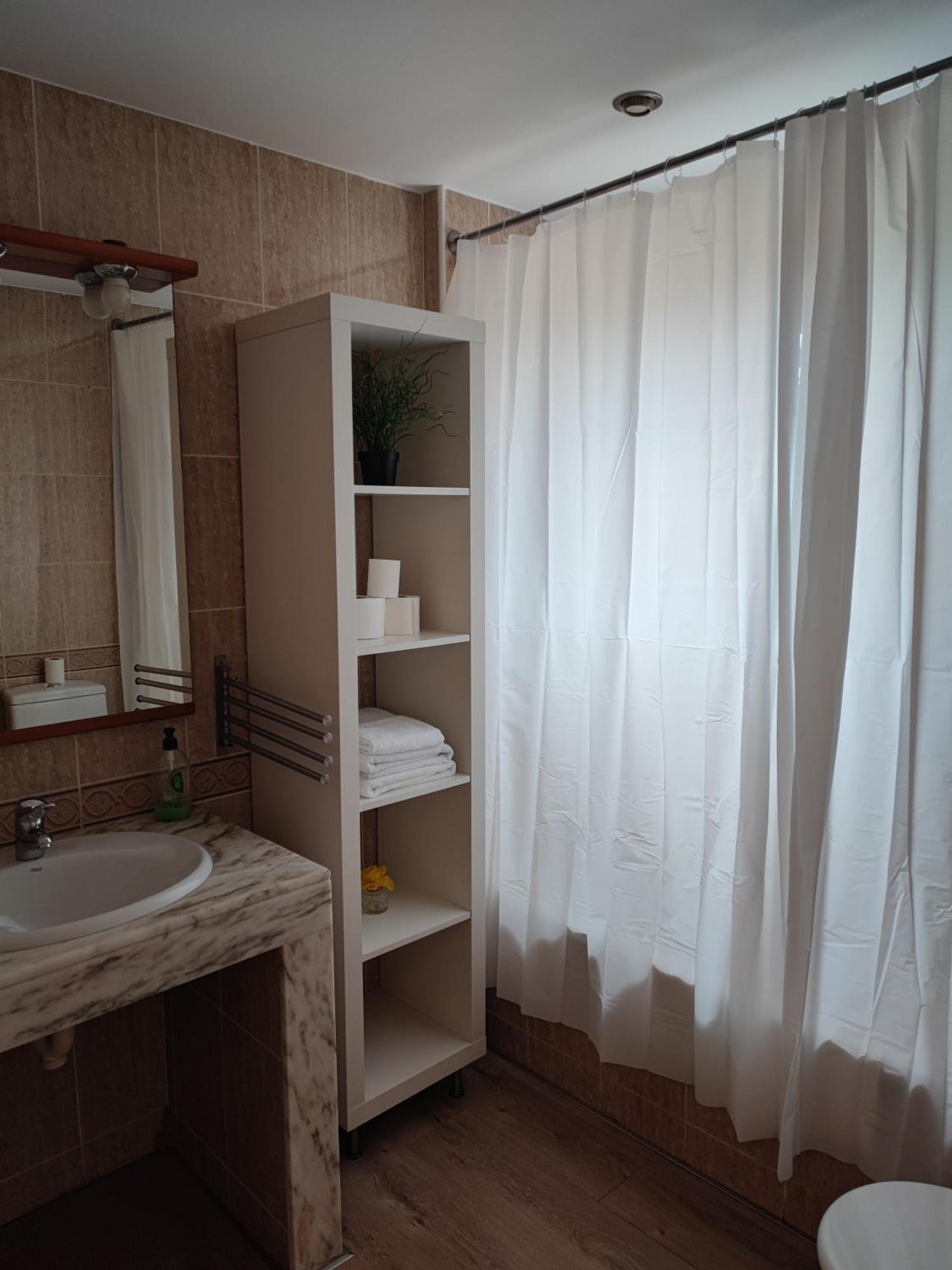 Apartamento Completo Muy Cerca Del Centro Ideal Para Familias Con Piscina 菲格拉斯 外观 照片